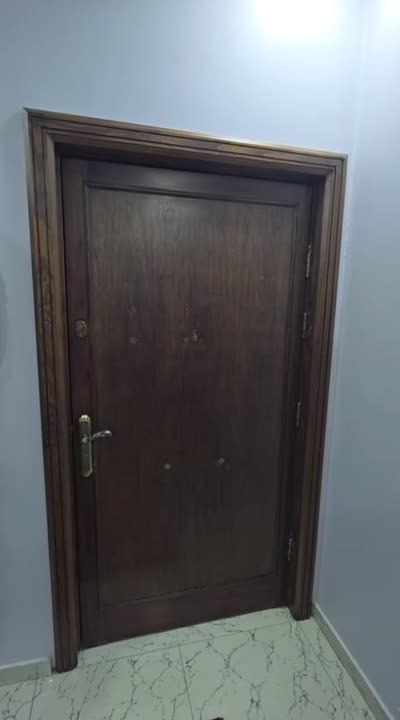 شقة سكنية للبيع طابق 4 كسوة سوبر 3 وصالون كسوة سوبر 