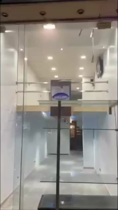 للبيع محل تجاري في دمشق الشعلان يصلح لكافه المهن اكساء ممتاز 