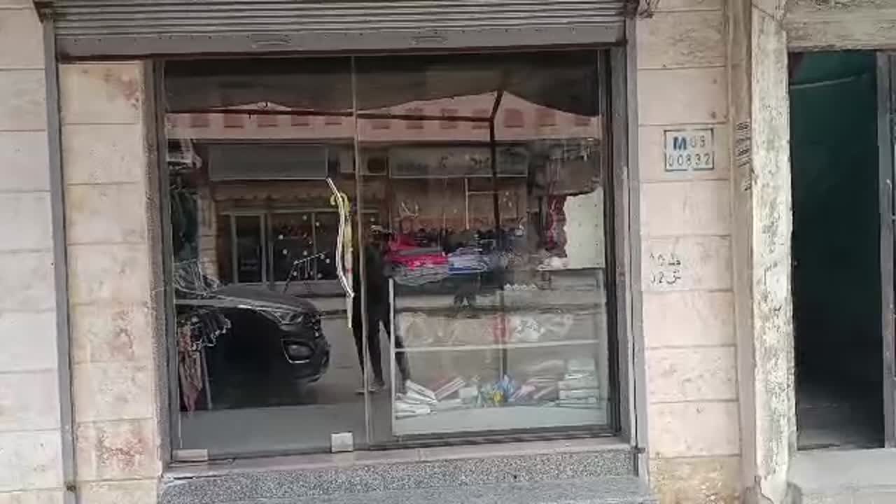 محل تجاري للبيع في مركز حمص 14 م² بسعر مغري