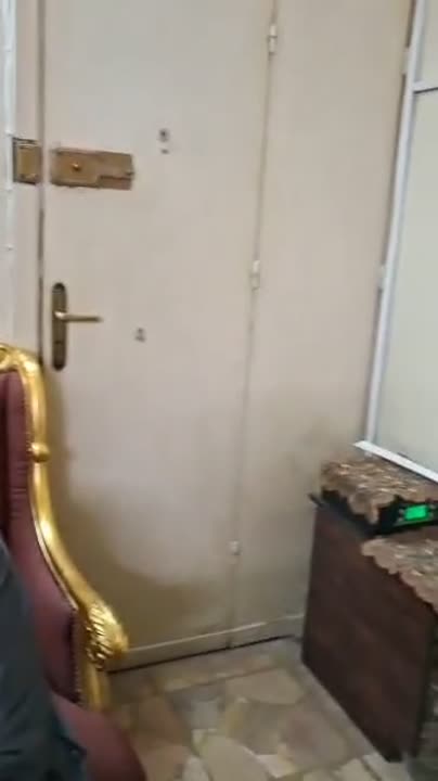 للبيع شقة شارع خالد ابن الوليد قرب المحكمه