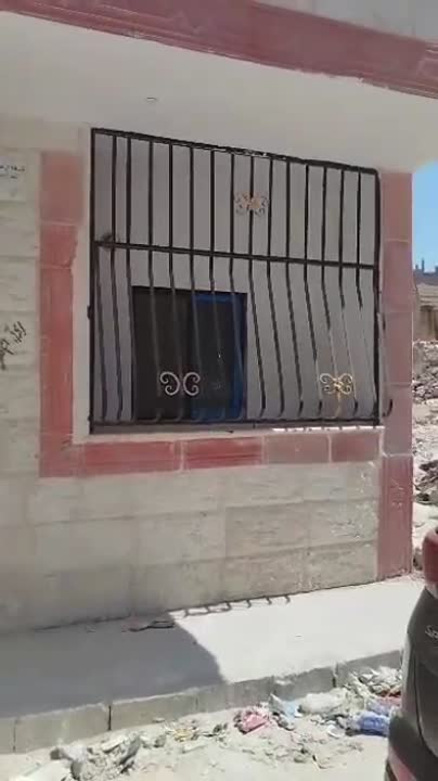 شقة سكنية 2 غرفة وصالون للبيع في دير الزور - 21,000 دولار