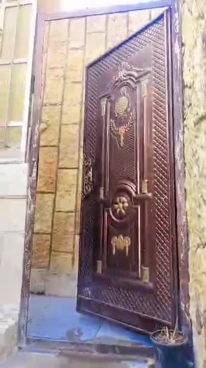 شقة للبيع في دمر الشرقية - غرفتين وصالون بسعر 200 مليون ل.س