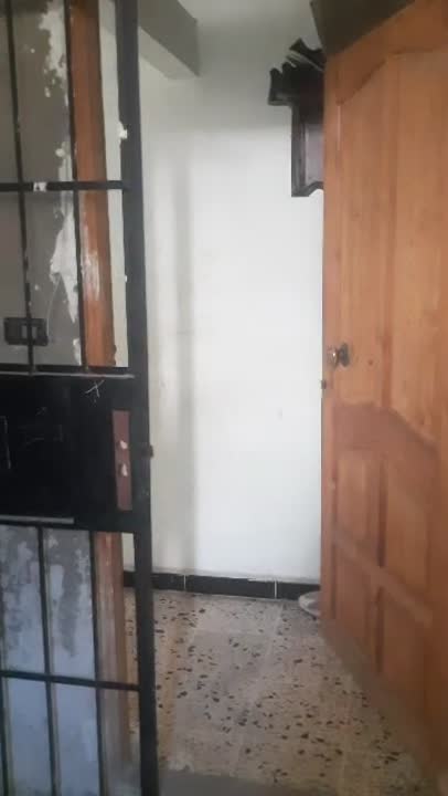 شقة للبيع في الزهراء، حمص - 2 غرفة وصالة بسعر 21,000$