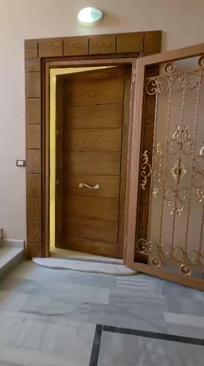 شقة للبيع في حرستا 120م²، 3 غرف، طابو نظامي بسعر مغري