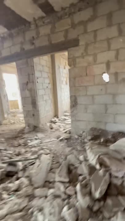 شقة للبيع بالقابون 140م 4 غرف وصالون