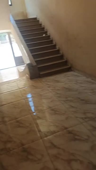 طابق ارضي باتجاه قبلي السعر 35 الف دولار الملكيه طابوا اخضر مساحه 95