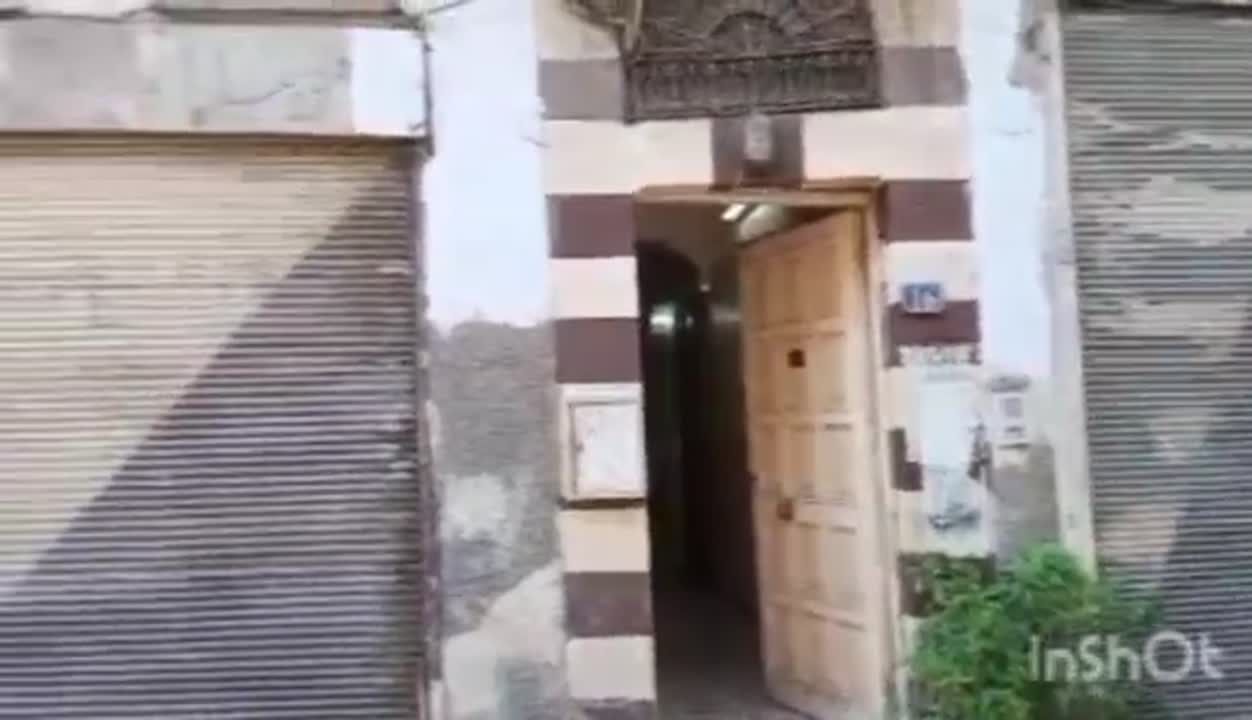 منزل عربي افرنجي 3 طوابق في دمشق القديمة للبيع بـ400,000$