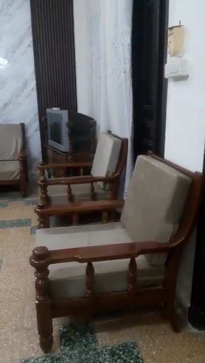 للايجار بيت بالشعلان خلف دار السلام سنوي