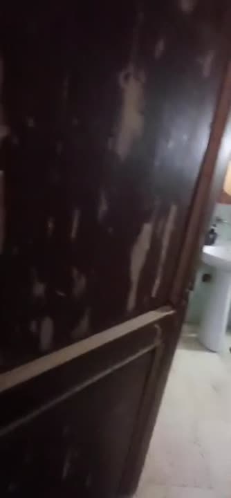 للبيع منزل في صلاح الدين طابق خامس ثلاث غرف