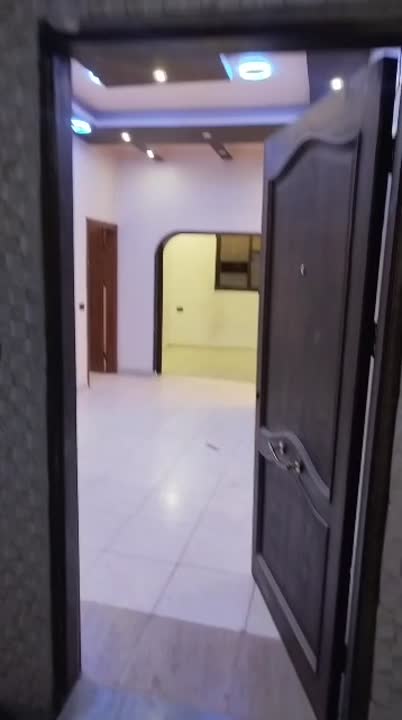 شقة مكسية للبيع في عين ترما - 3 غرف وصالة بسعر 40,000$