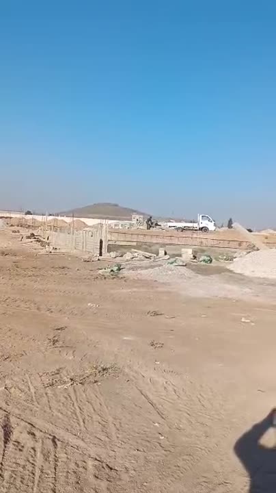 أرض صناعية للبيع على الأوتستراد في درعا - 10 دنم