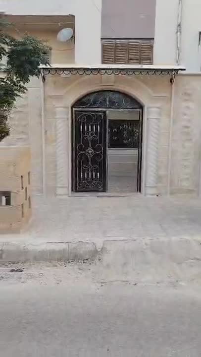 شقة ارضية في ضاحية ابي الفداء بحماه 400 متر 