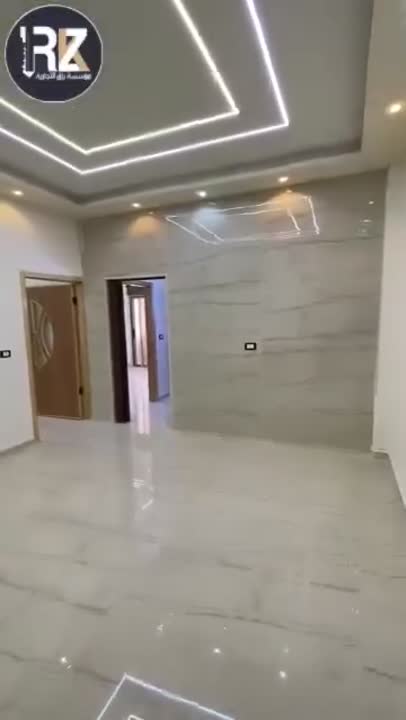 شقه في صحنايا مساحه ٩٠ متر طابو اخضر