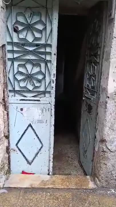 للبيع بيت ارضي مساحة 100م قرب الراموسة 