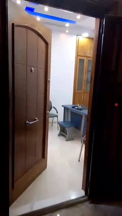للبيع شقه لقطه ب سعرررر والموقع والاكساء أشرفية صحنايا 