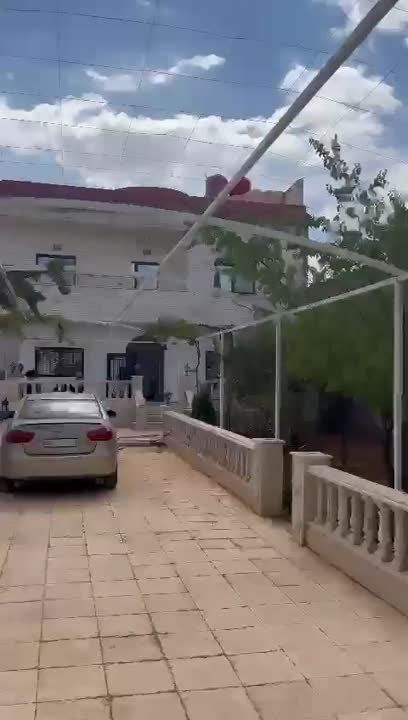 مزرعة ولا احلى  واللي بحب يشوفها المزرعة بخان الشيح شارع الفيلات