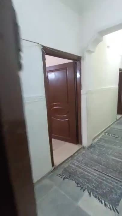 شقة للبيع في ضاحية حرستا - 260 م² مع 4 غرف وحالة مسكونة