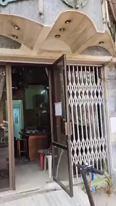 للبيع  مكتب  عقاري في منطقة الحياة مقابل جامعة الشام الخاصة
