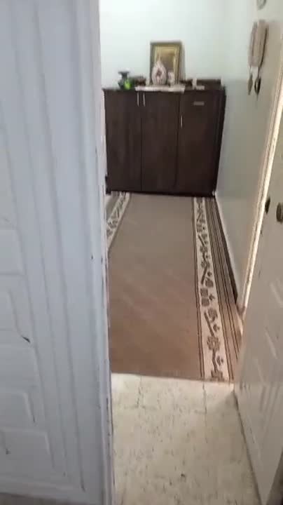 شقه تاني فني اربع غرف وصالون شارع اسكندرون
