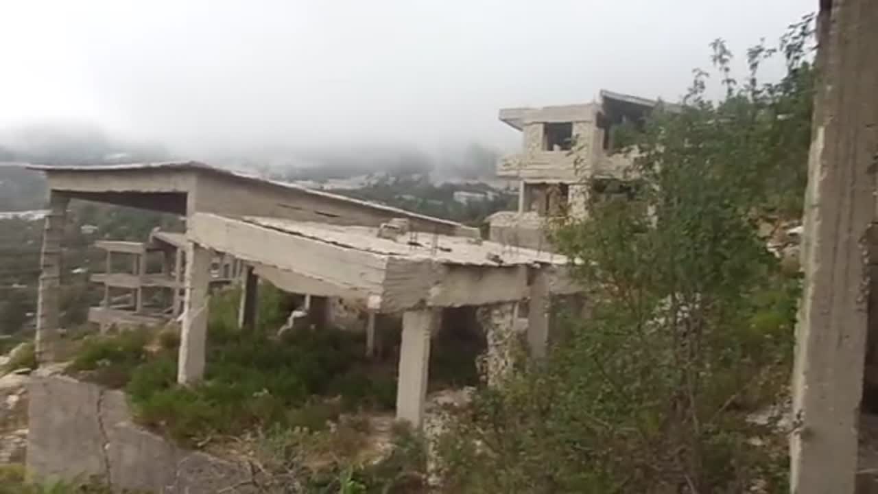 للبيع فيلات على الهيكل في صلنفة طريق محطة البيث