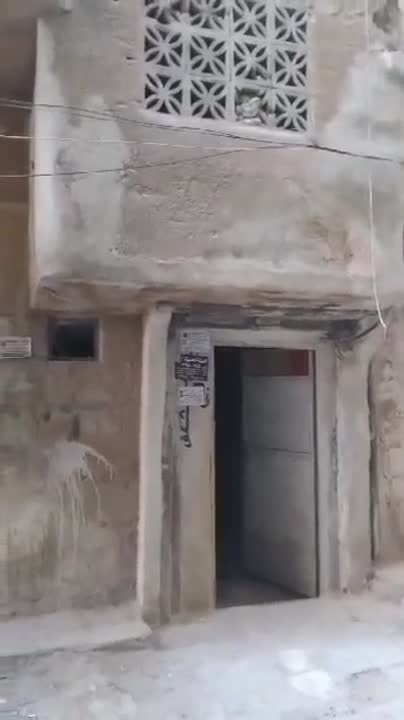 للبيع بناية بحي التضامن حي النضال مساحة سبع قصبات ونصف طابقين 