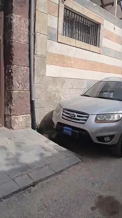 للبيع مزرعة على طريق المطار جسر عقربا