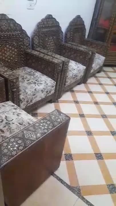 شقة 2 غرفة وصالون للإيجار في  دمشق بساروجا  بـ750$ شهرياً